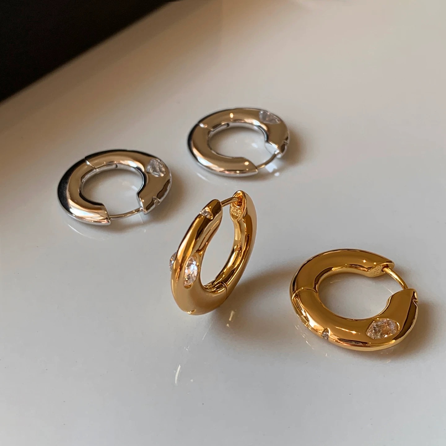 European and American golden Planet rotatable zircon earrings, women's ring, light luxury and high-end feel, 2026 new style ear ring earrings and accessories Item Picture