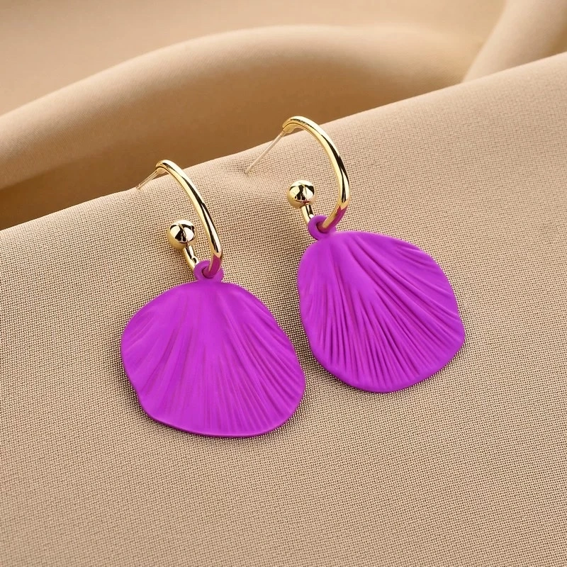 Korean Internet celebrity stud earrings, retro Hong Kong-style green leaf earrings, 2026 new bestsellers, exaggerated large-sized earrings and earrings detail image 2