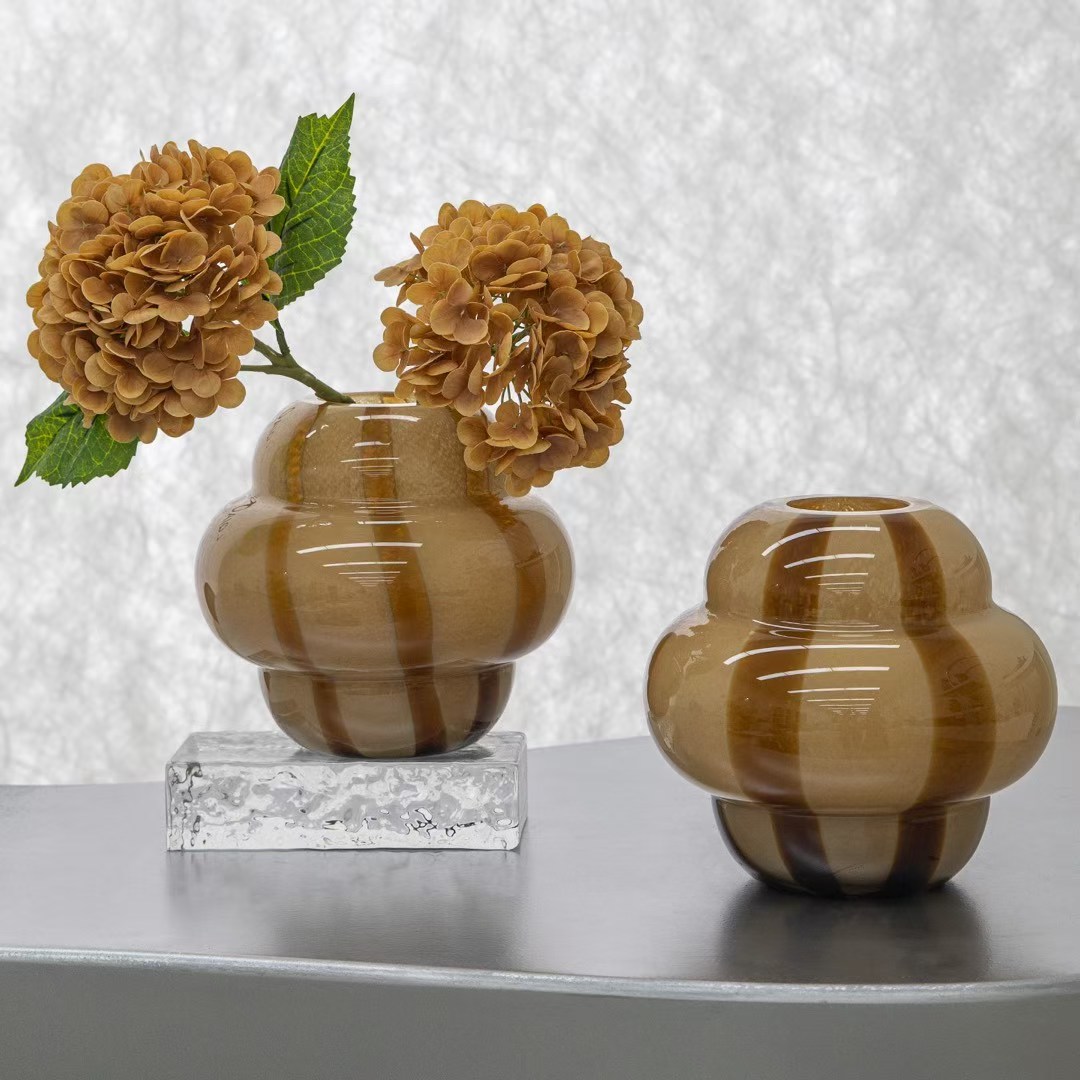 Blue and white porcelain ceramic vase, crystal glass vase, 180ml, decorative item, household gift Item Picture