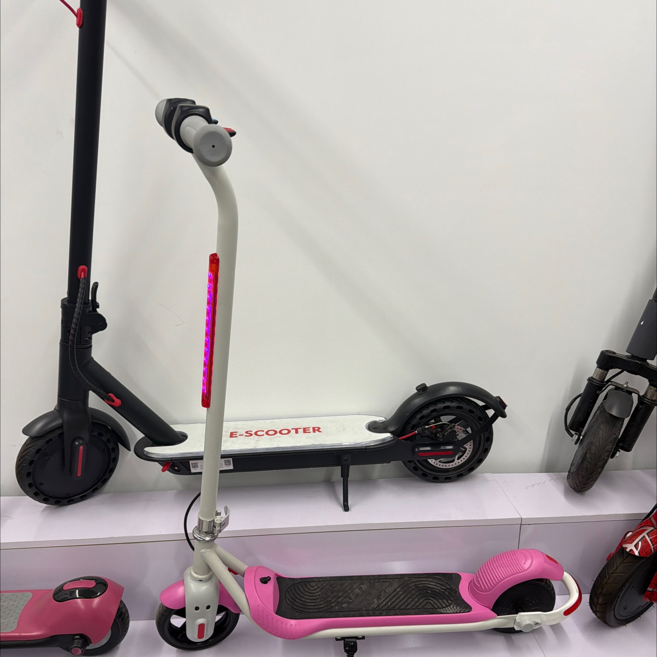 儿童电动滑板车青少年25.2V充电详情图2