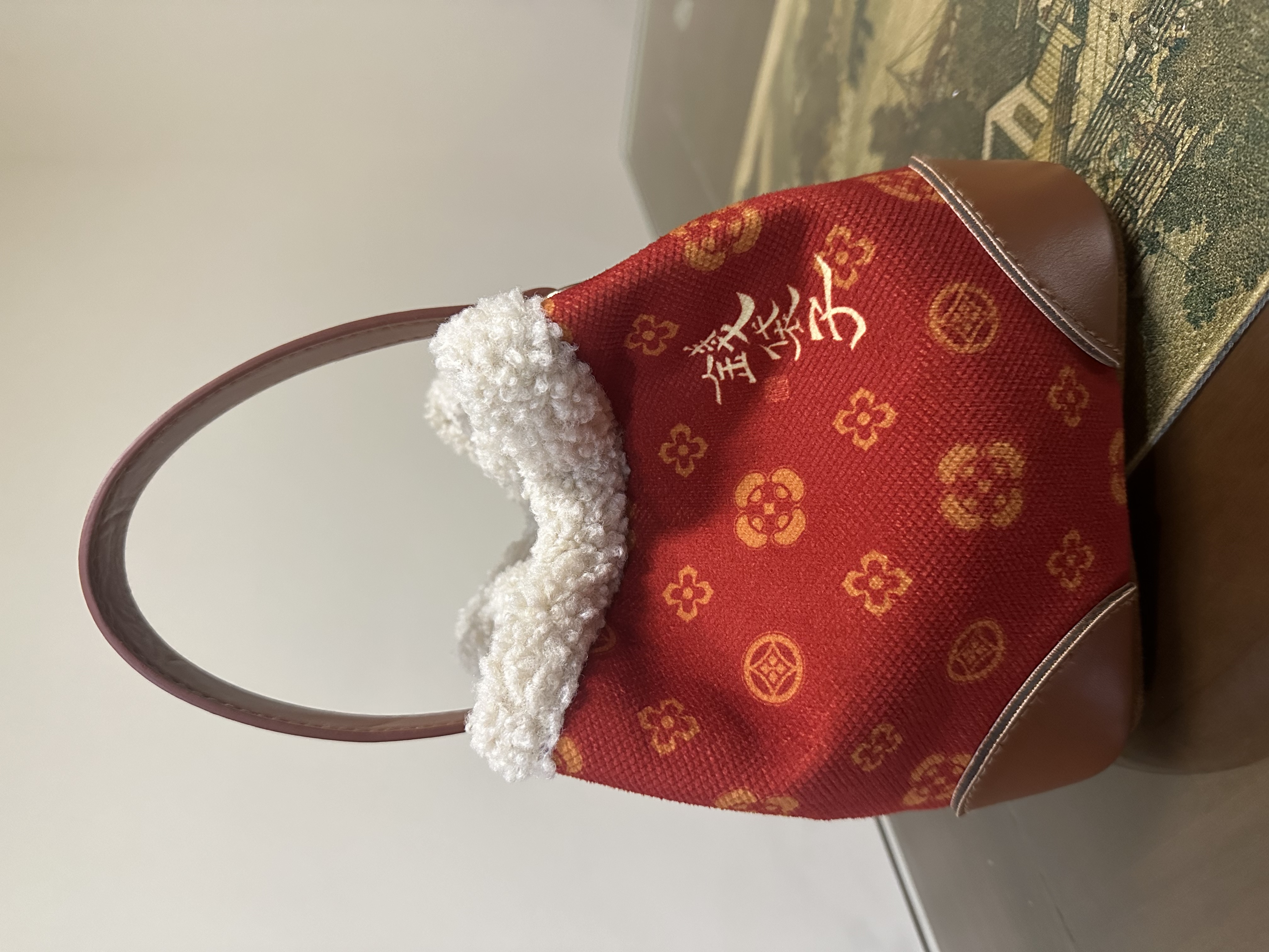 Lucky Bag, Money to Spend, 2026 New Year Limited Edition Money Bag, Autumn and winter Khaki fluffy handbag details Picture