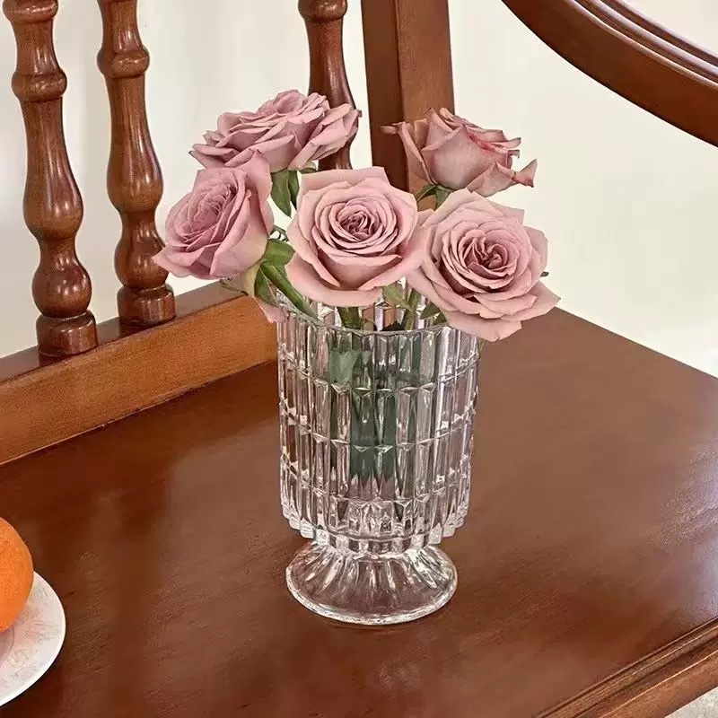 Glass high-footed vase decoration for living room, water-grown dried flowers, Nordic style, retro, light luxury, transparent hydroponic vase