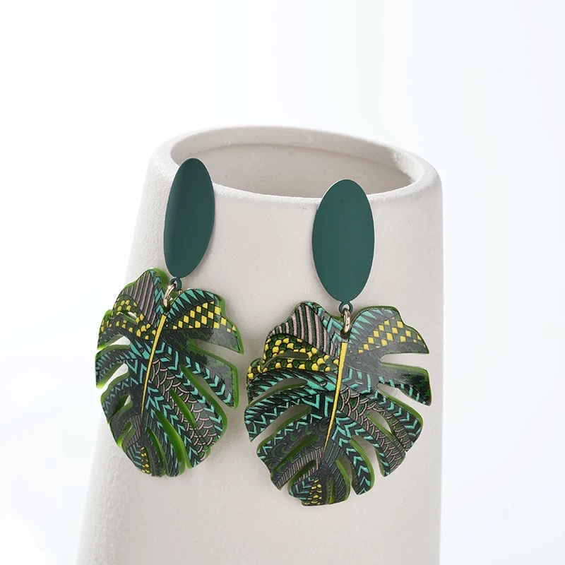 The same style of earrings as the Internet celebrity, European and American irregular geometric oil-dripping large earrings, 2026 new bestseller fashion stud earrings and earrings details Picture