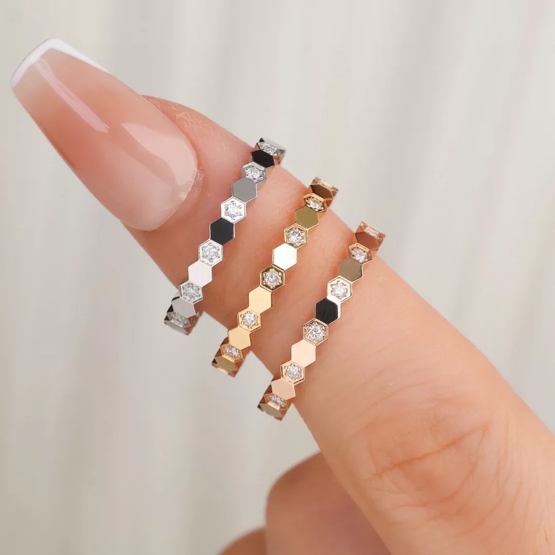 The star-style honeycomb ring is fashionable and versatile, the same as Wu Qianyu's high-end quality, a popular bestseller details Picture