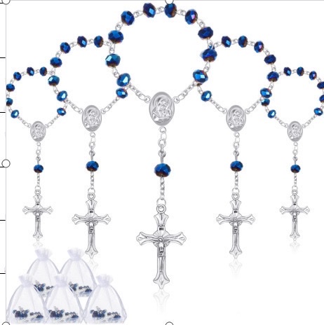 Amazon's new Communion cross rosary blue crystal baptism bracelet is a gift for both men and women at parties Application Scenario