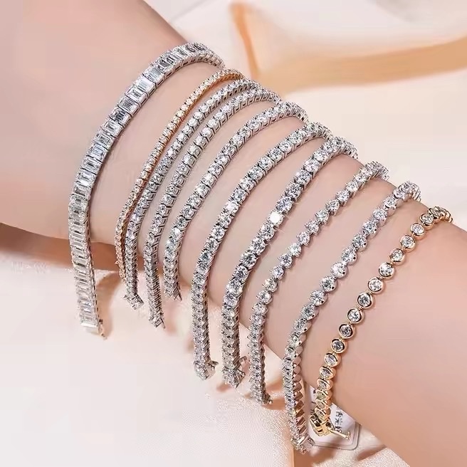 Copper micro-inlaid bracelet, hand-inlaid with high-end zircon, a best-selling tennis bracelet both at home and abroad details Picture