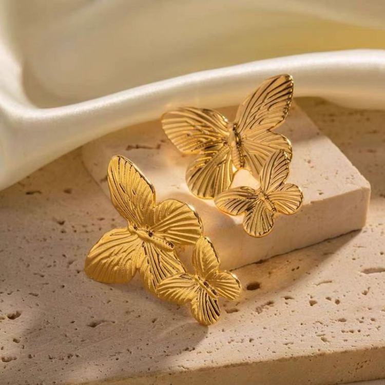 New retro golden stainless steel butterfly metal stud earrings with a high-end design sense, direct sales from the manufacturer Specification image
