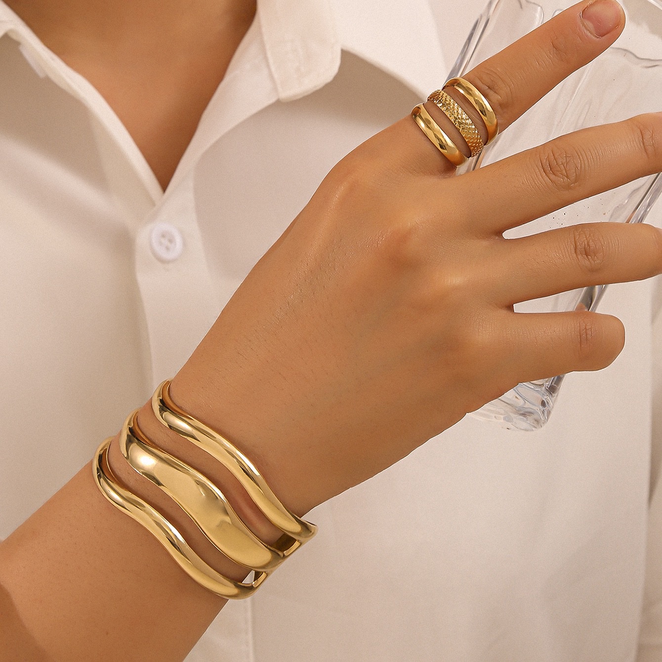 Fashionable and simple wavy design bracelet ring set, elegant and personalized, versatile accessories, couple's style, trendy matching, elegant style Specification image