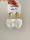 Zhang Yue and Ma always have the same style of white resin large heart-shaped earrings, exaggerated rose pink heart-shaped earrings, stud earrings and earrings for women details Picture