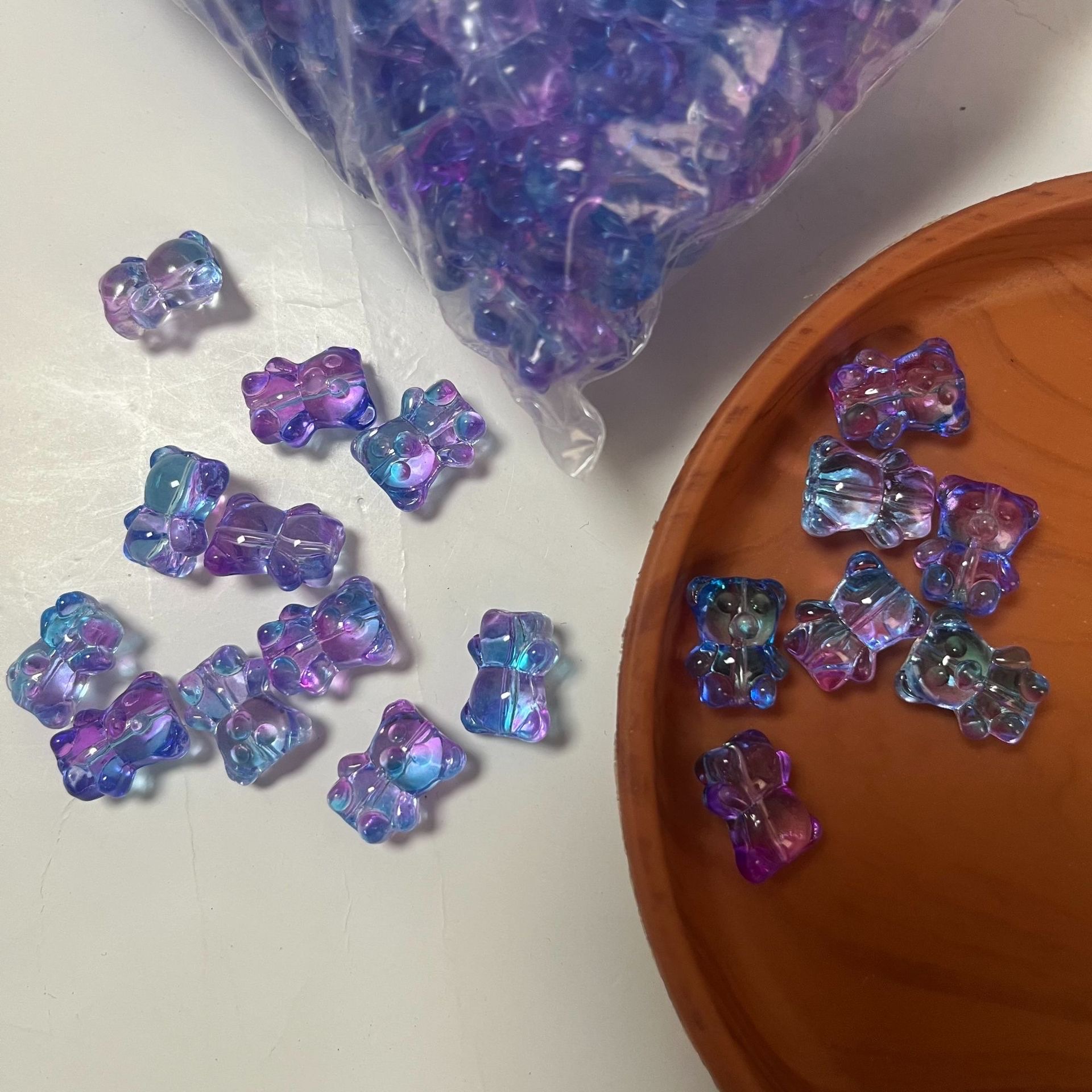 Transparent colored bear beads, vertical hole scattered beads, diy beaded bracelet, necklace accessory Item Picture