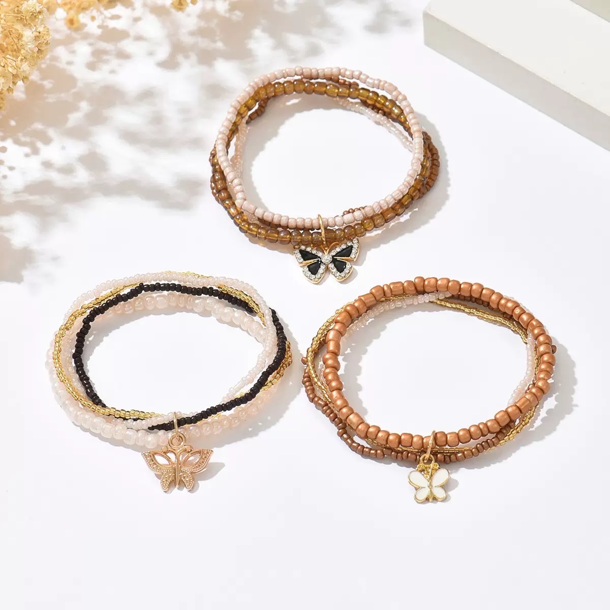 Handcrafted beaded cross-border diamond-encrusted butterfly beaded multi-layer bracelet, retro ins niche high-end style bracelet, fashionable and versatile jewelry for women