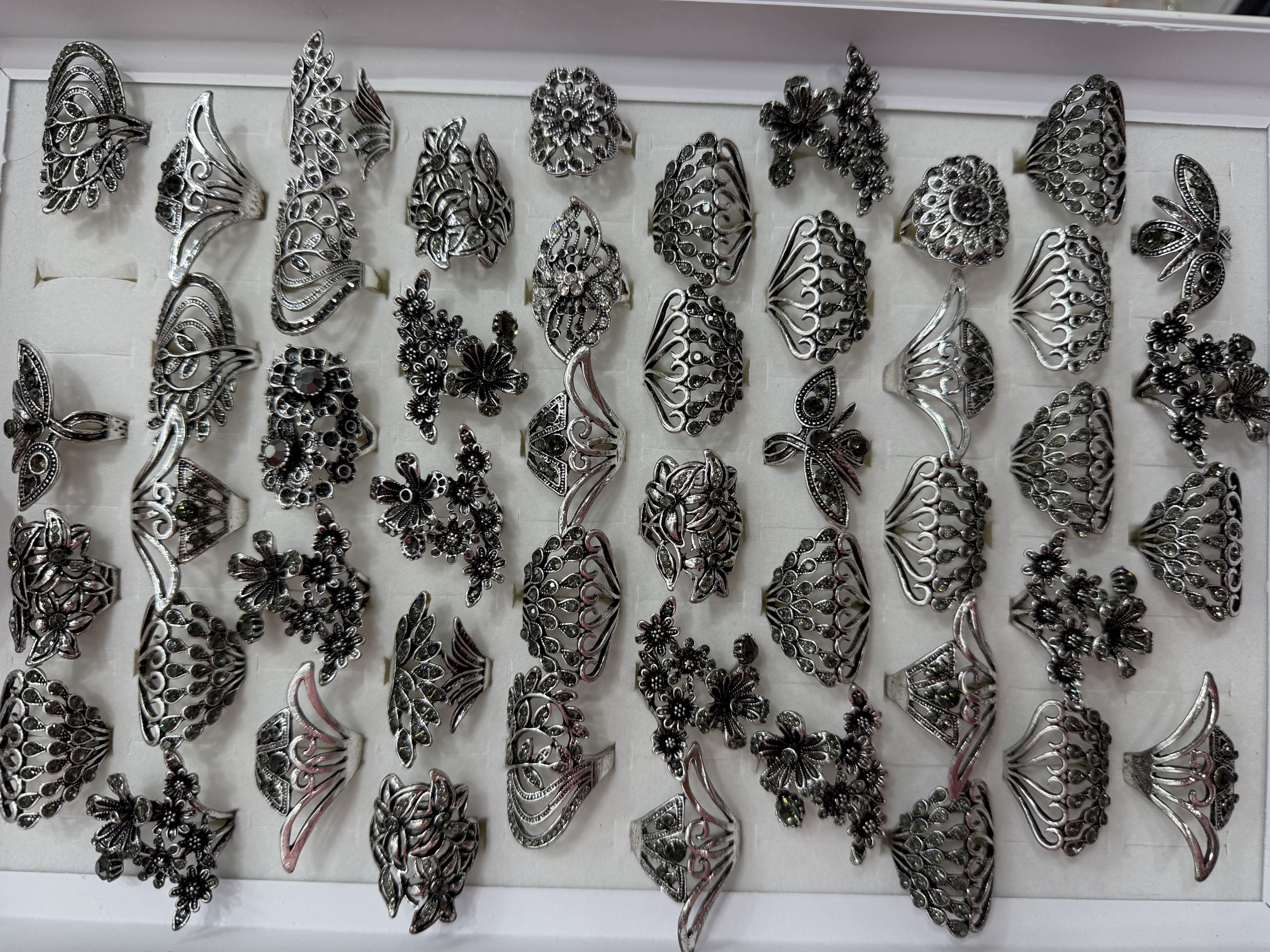 合金镂空带钻通热卖复古花卉水钻合金古银戒指批发女士饰品 