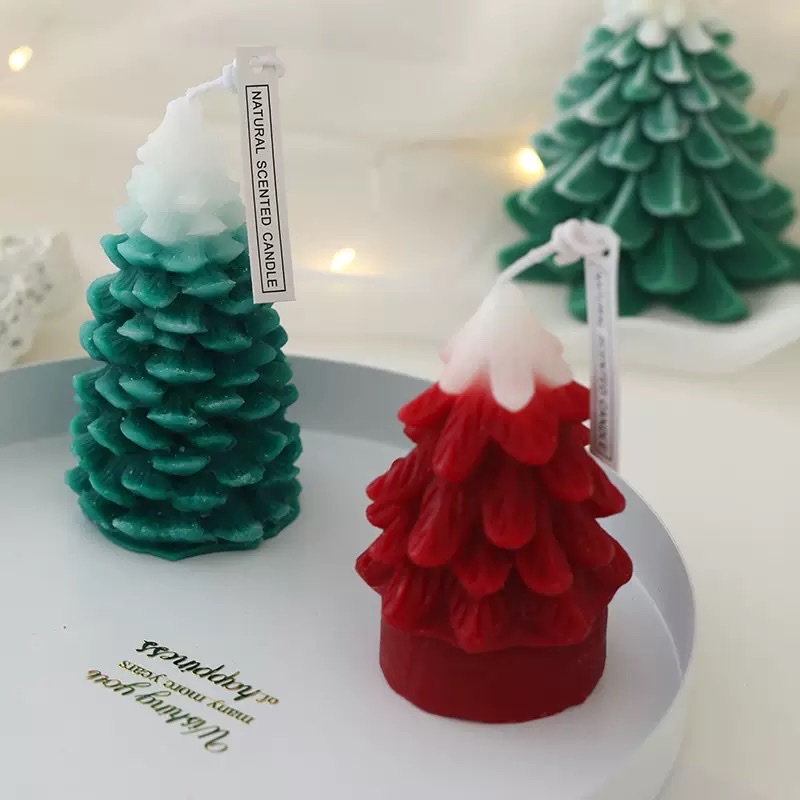 Factory direct sales of creative Christmas tree scented candles, scene decoration, Christmas atmosphere, soy candle props and ornaments detail image 3