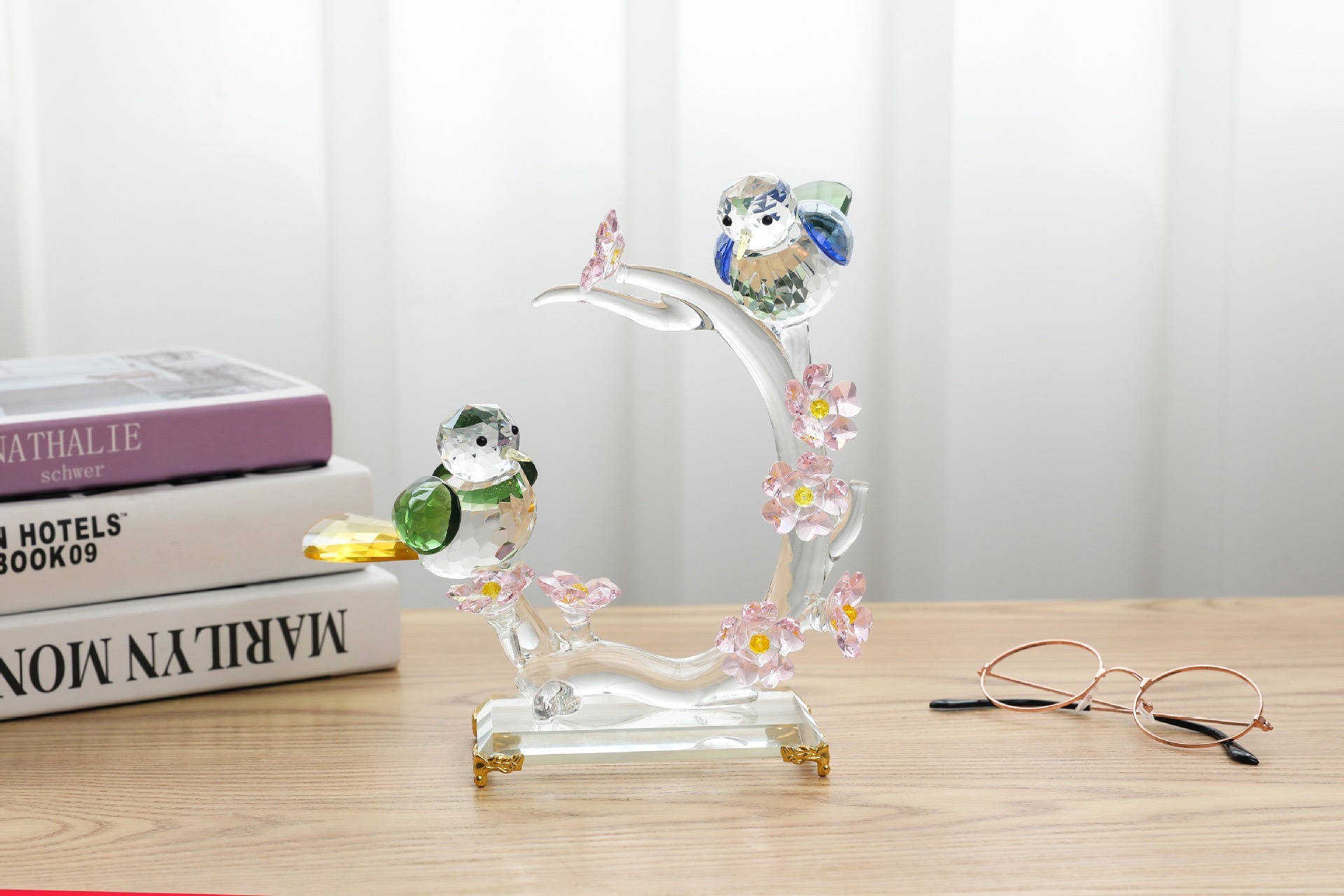 New Chinese-style geometric bird-side craft ornaments, hotel model room, living room, TV, wine cabinet, soft decoration ornaments Specification image