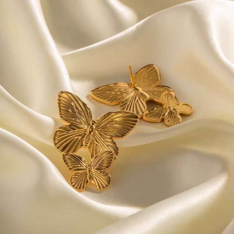 New retro golden stainless steel butterfly metal stud earrings with a high-end design sense, direct sales from the manufacturer details Picture