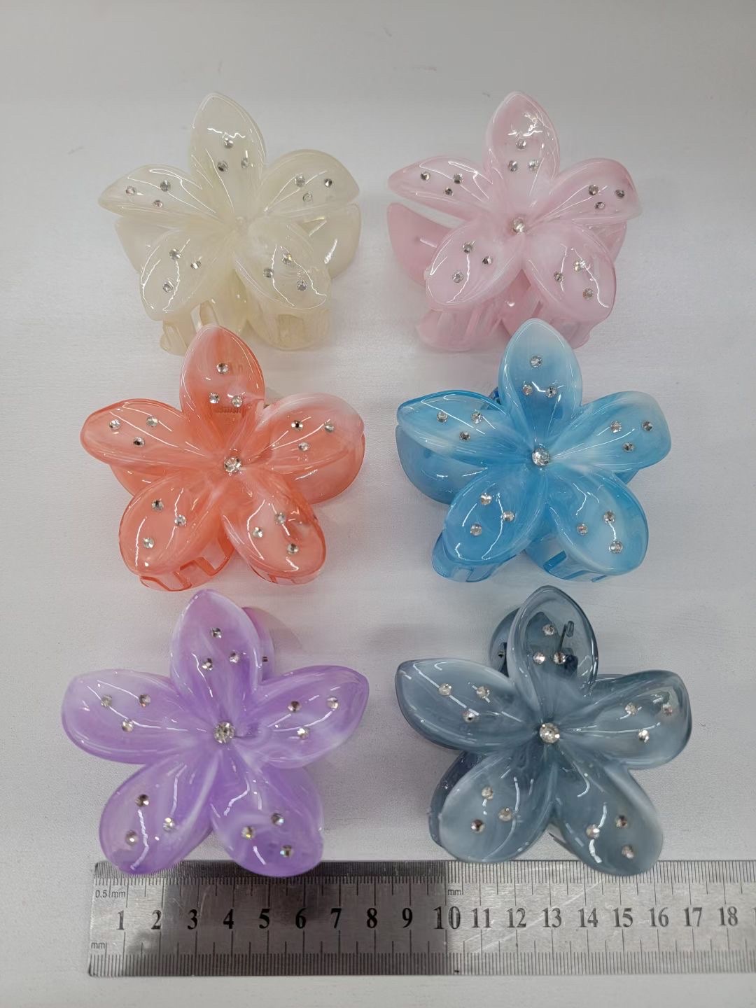 水钻五瓣花塑料夹抓夹鸡蛋花发夹欧美爆款