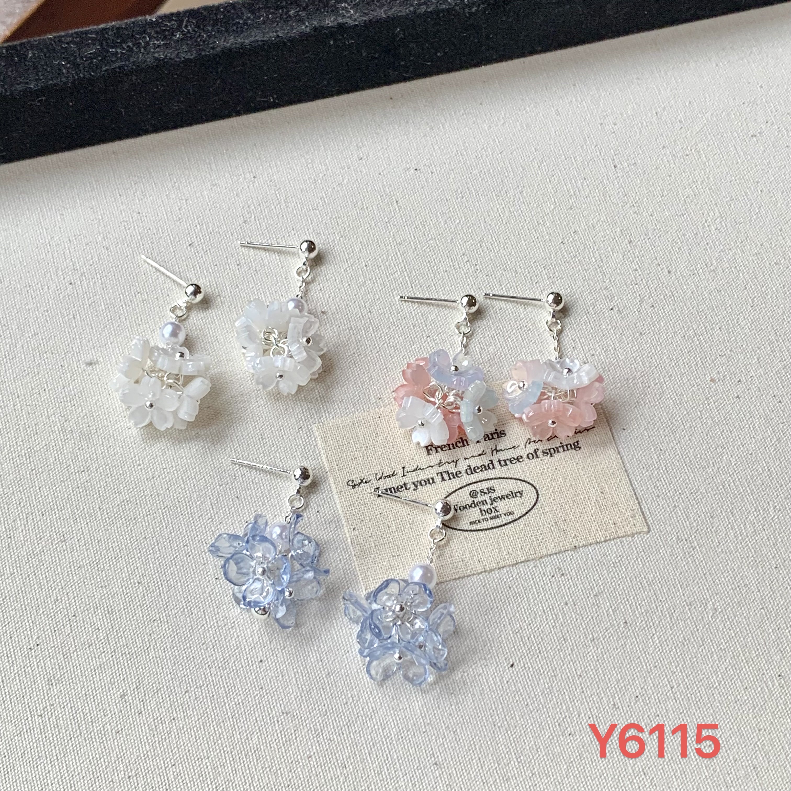 多巴胺彩色花朵耳环女生2026新款高级感轻奢小众耳钉甜美时尚耳饰