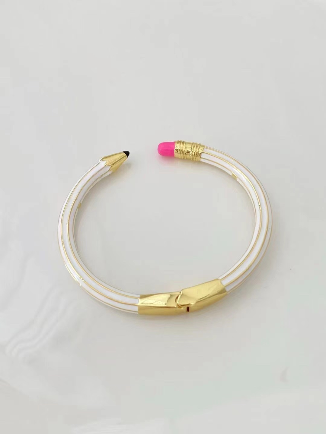 Ins-style pencil-shaped open bracelet, a niche design with a colorful student accessory