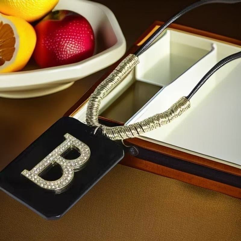 New long women's sweater style, popular leather rope chain letter pendant, popular passion blossom-style decorative necklace and accessory chain details Picture