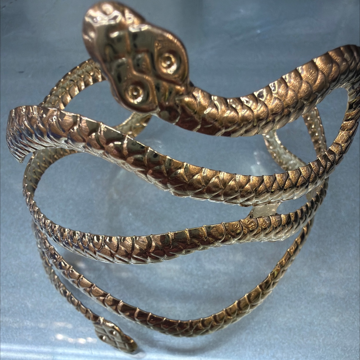 Gold-plated fashionable arm bracelet Item Picture