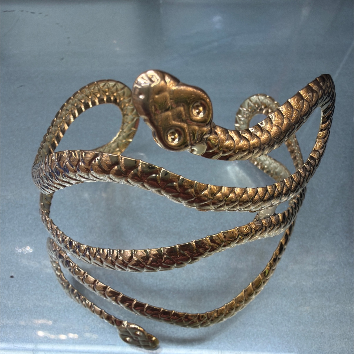 Gold-plated fashionable arm bracelet