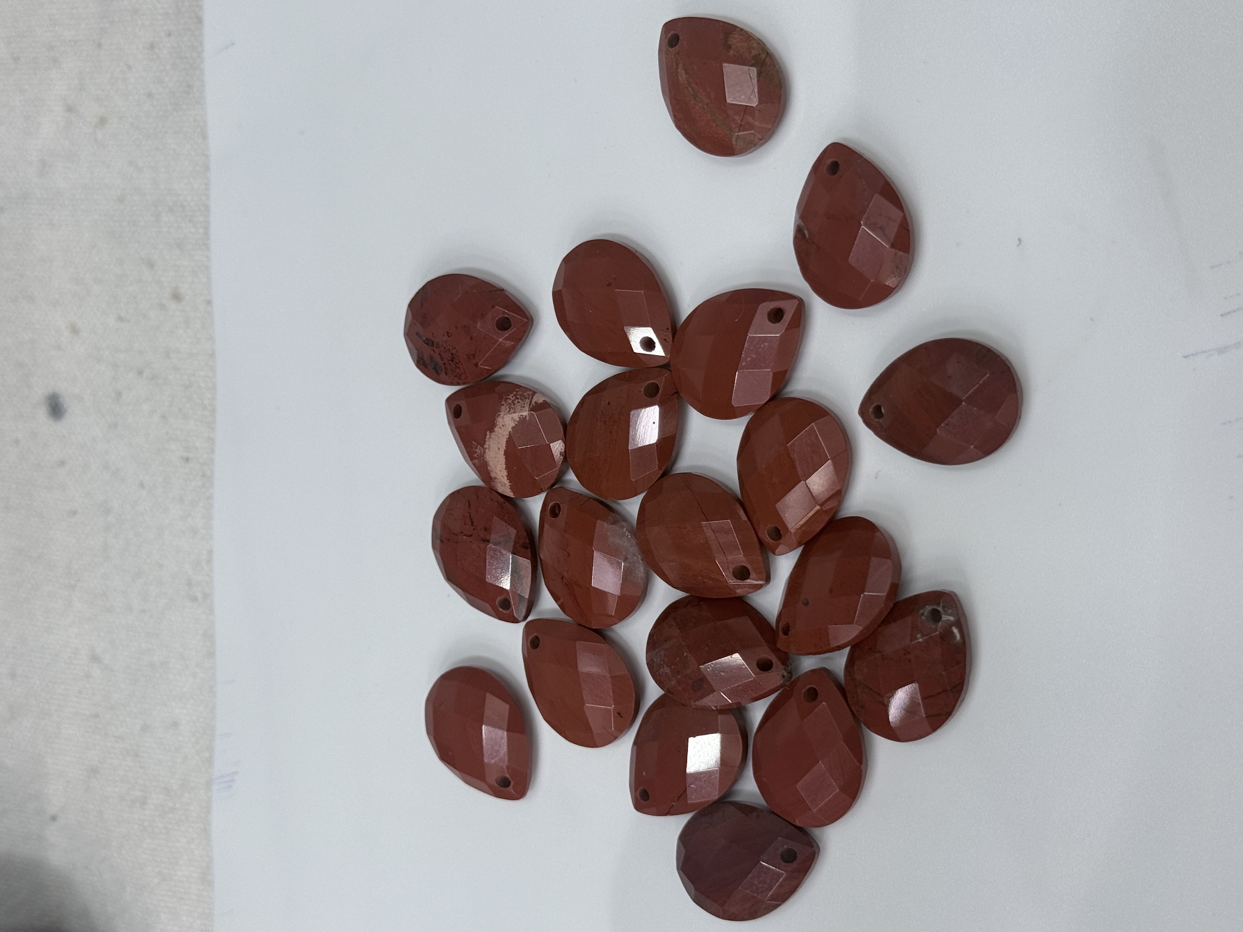 13x18 teardrop-cut natural red stone pendant diy jewelry Application Scenario