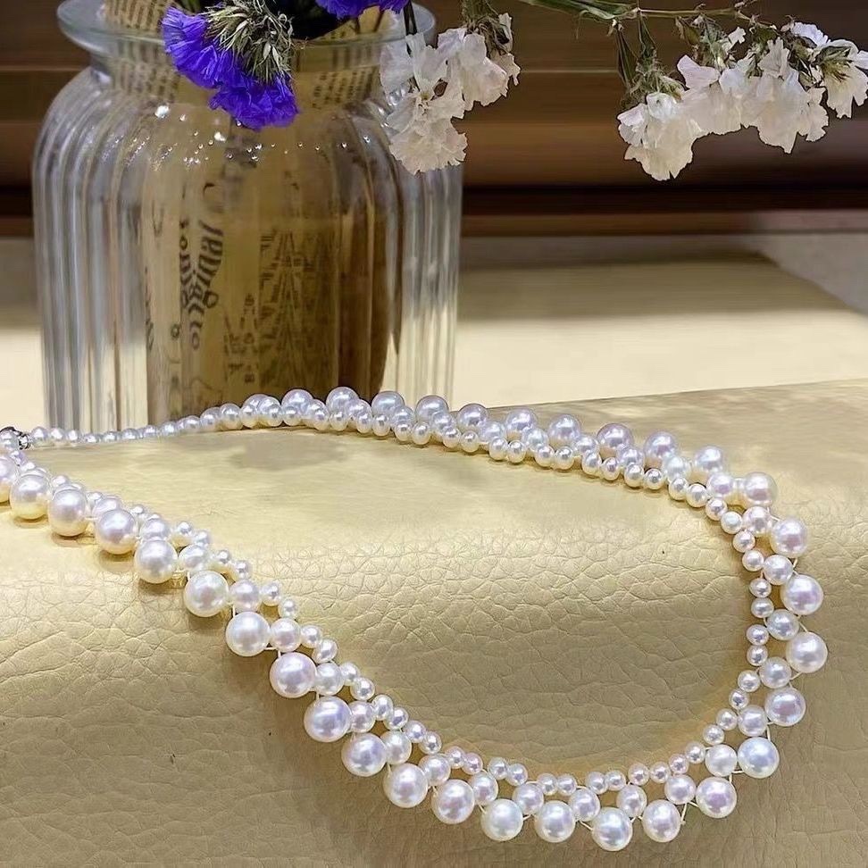 Three-layer pearl necklace, the same style of collarbone chain and high-brightness glass pearl necklace as fashion stars at the Weibo night of Reba Application Scenario