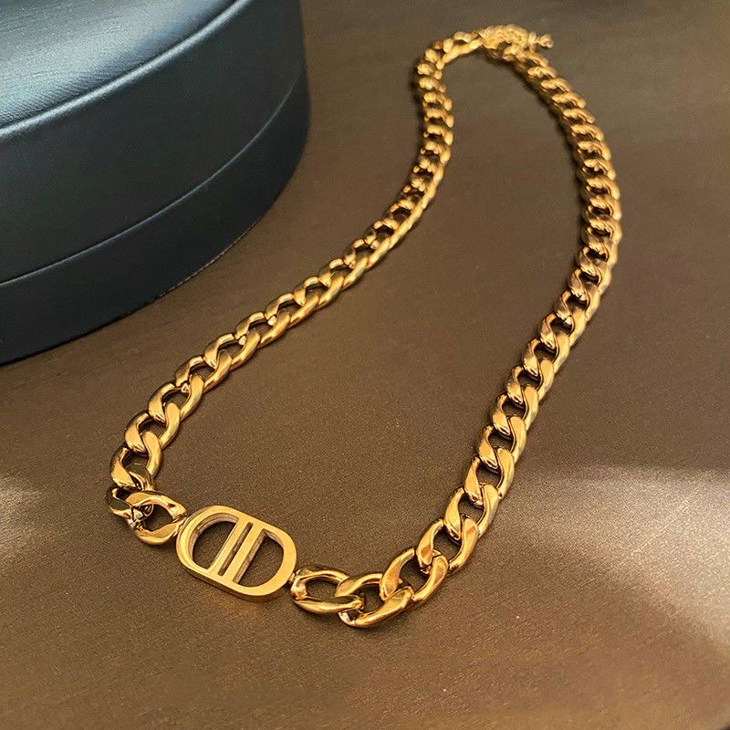A golden thick chain letter titanium steel necklace by a popular Instagram influencer in Europe and America, a short collarbone chain with a hip-hop personality for women and a versatile bracelet Specification image