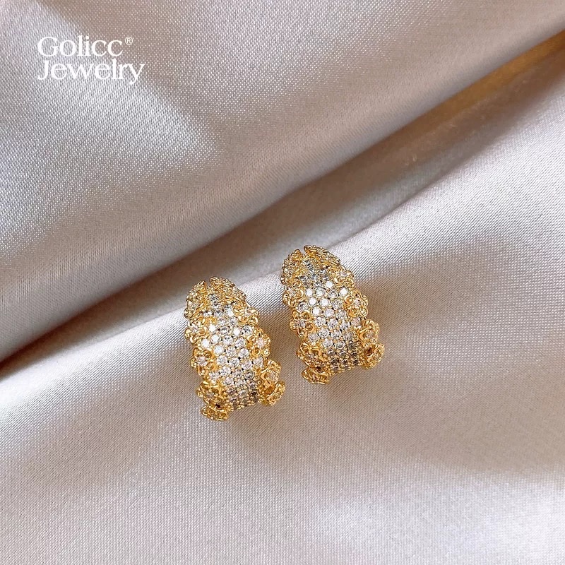 金色锆石C圈耳环女2026巨好看独特漂亮耳饰轻奢高级感视觉系耳钉