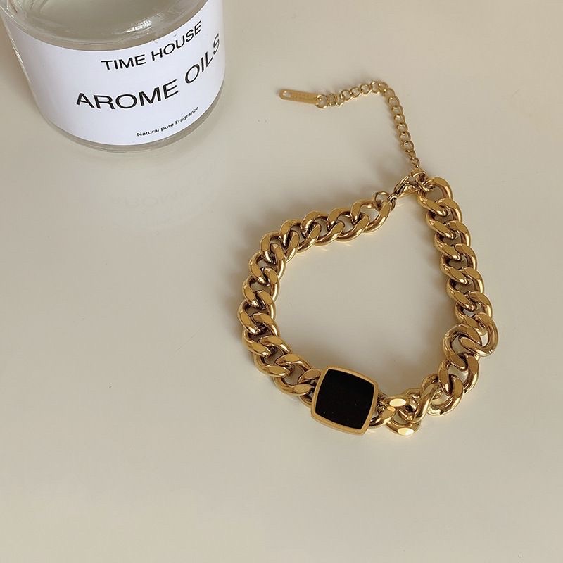A stylish black square titanium steel thick chain necklace with a unique and versatile European and American style. The black square collarbone chain does not fade for women detail image 3