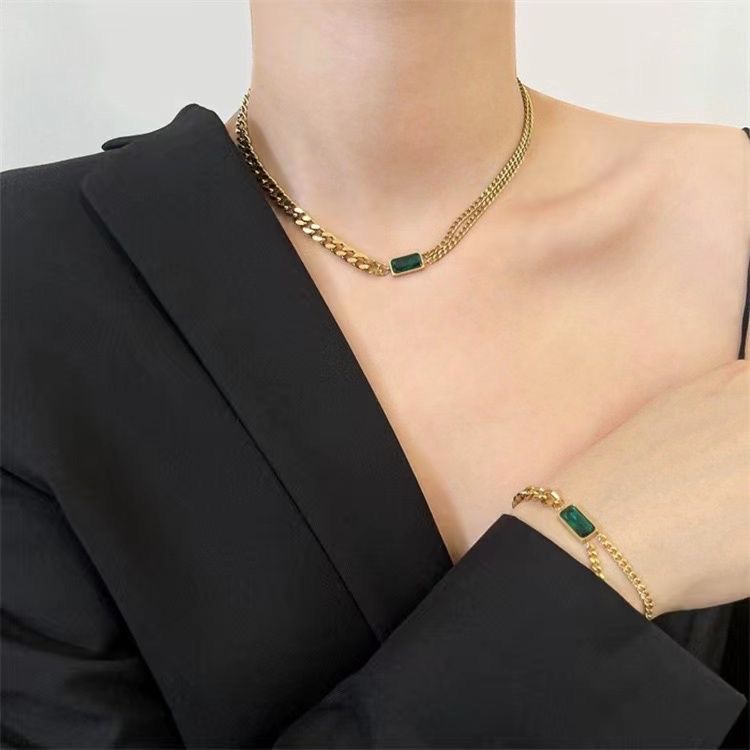【 All-titanium Steel 】 Black and green square European and American cross-border bracelet, necklace and earrings, fashionable and high-end titanium steel jewelry