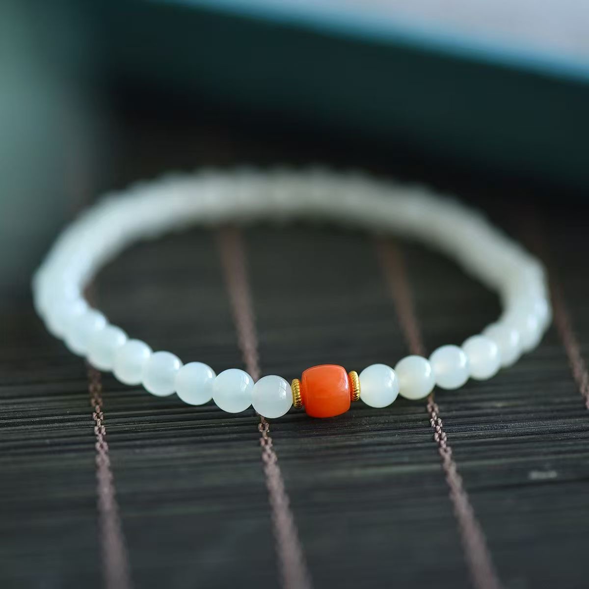 Premium Hetian jade bracelet, female ice type, sheep fat white jade, clear water, genuine Qinghai old material, Nan Red bracelet Premium Hetian jade bracelet, female ice type, sheep fat white jade, clear water, genuine Qinghai old material, Nan Red bracelet