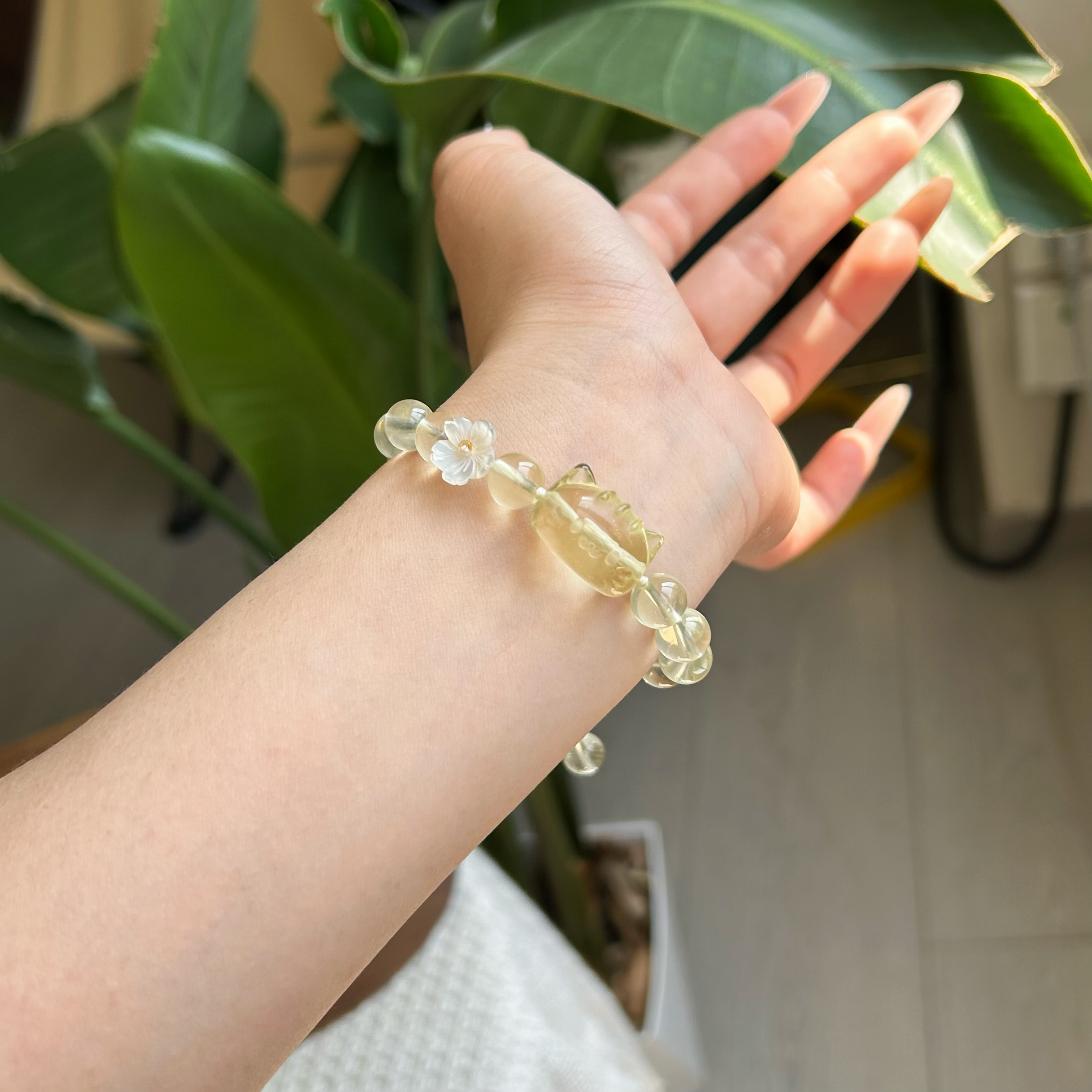 新款天然柠檬黄水晶猫咪编绳手链可调节小清新可爱手串 手链小众设计厂家批发