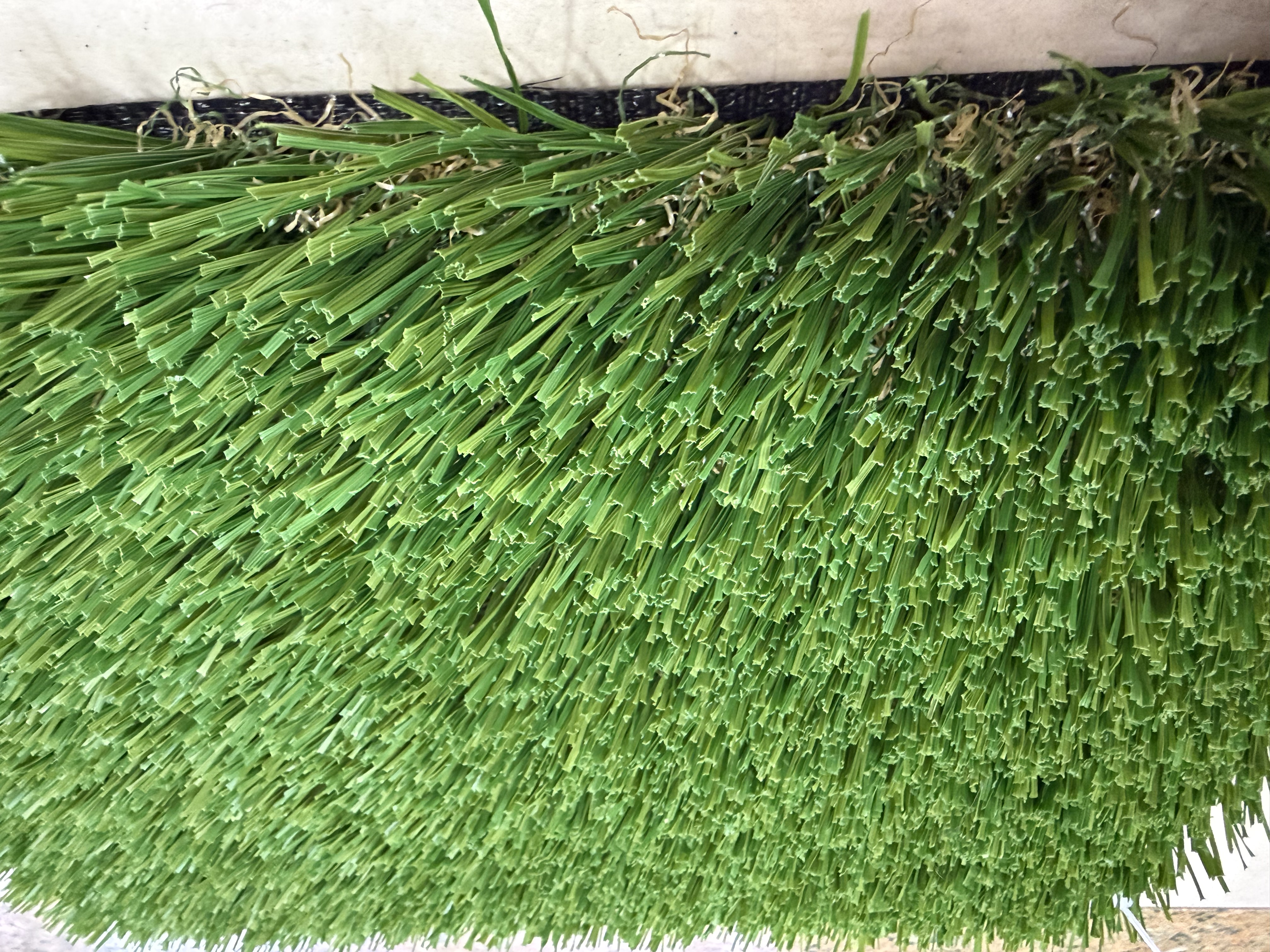 Artificial turf, professional sports courts, sports turf with PU base, leisure landscape, outdoor decoration, simulated plastic turf, decorative artificial turf, artificial turf detail image 2