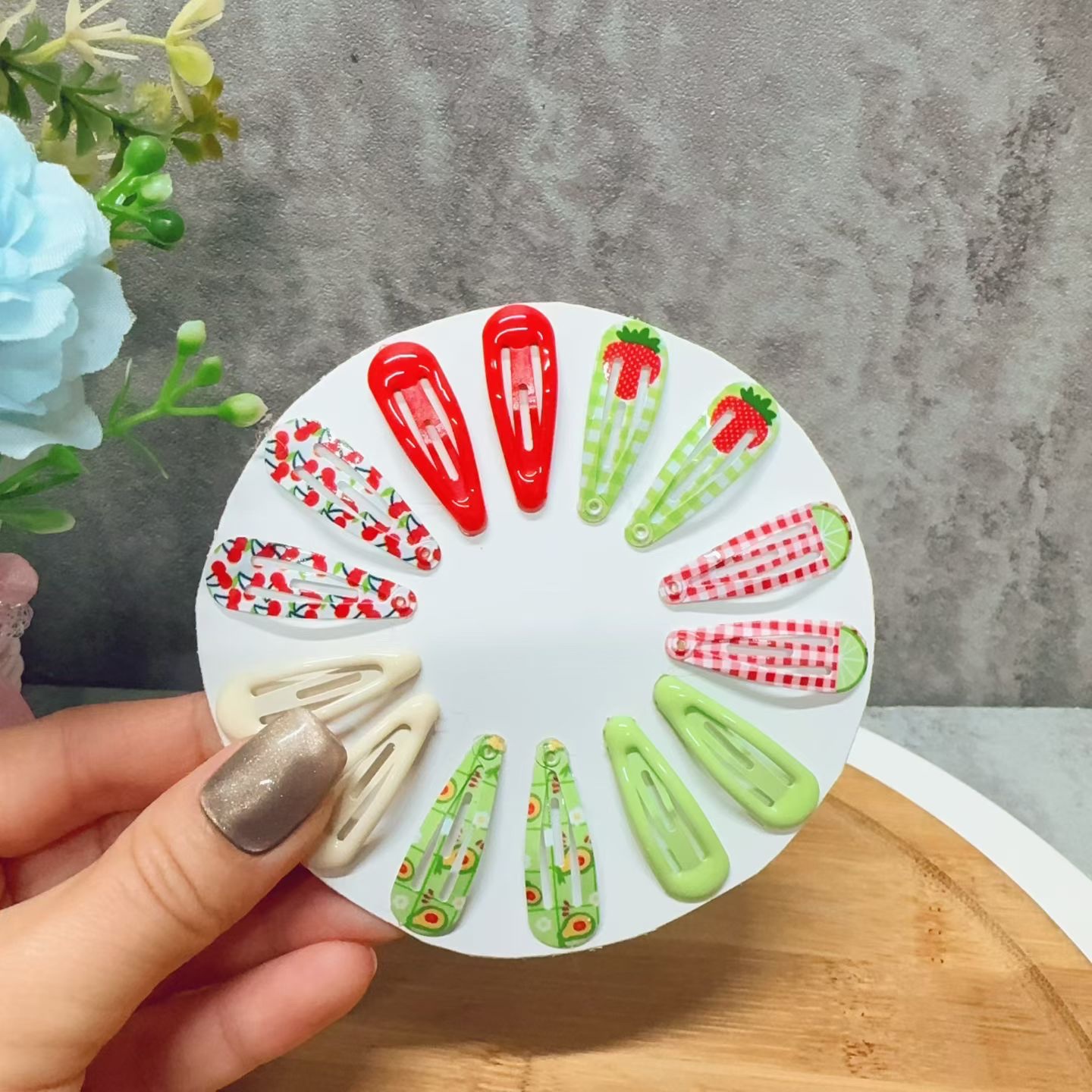 Children's hair accessories are in vogue in spring