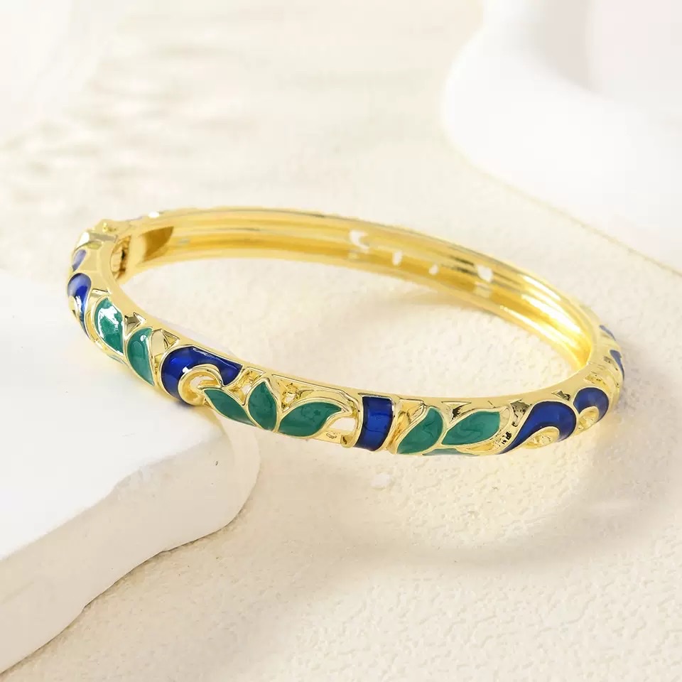 Oil-dripping bracelet, a retro cross-border trade bestseller, is a colorful gift and souvenir for women in multiple colors Item Picture