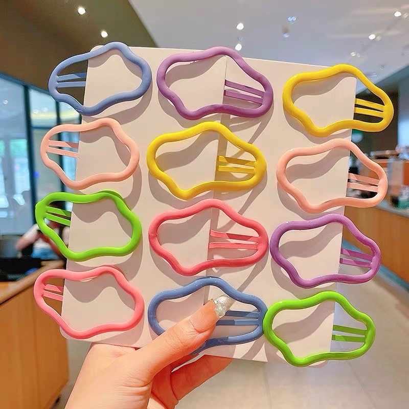 Children's cloud hair clip, girl's back bangs, broken hair BB clip, a magic tool for girls' 2026 new style hair clip headwear