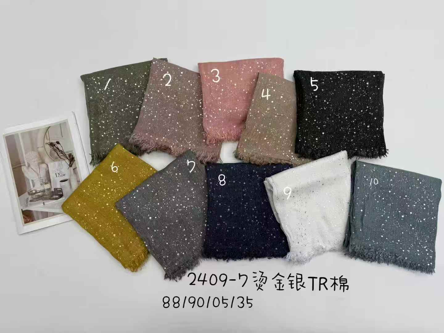 Casual scarves and shawls for vacation and casual wear are paired with the latest popular and fashionable artificial cotton material detail image 9