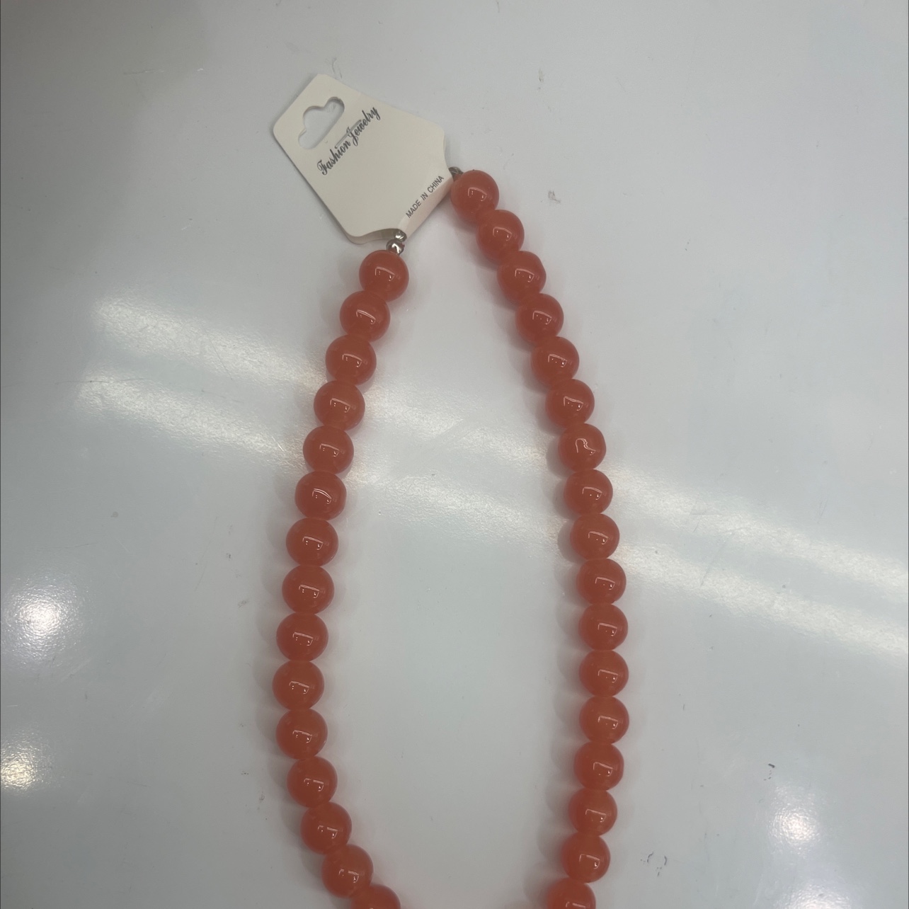 زخرفة قلادة، أزياء حمراء، حلية شعبية Specification image