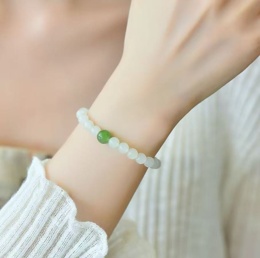 Natural Hetian jade bracelet, exquisite sheep fat white jade round bead women's jade bracelet, green jade single circle gift detail image 3