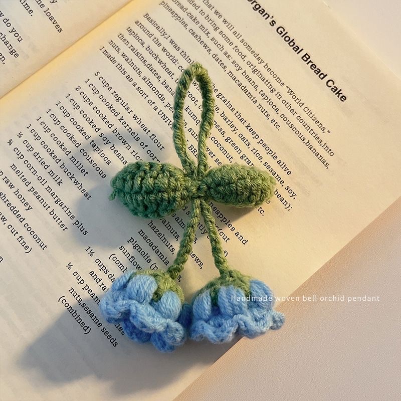 书包挂饰手工编织针织铃兰花女生背包小挂件车钥匙扣生日礼物细节图