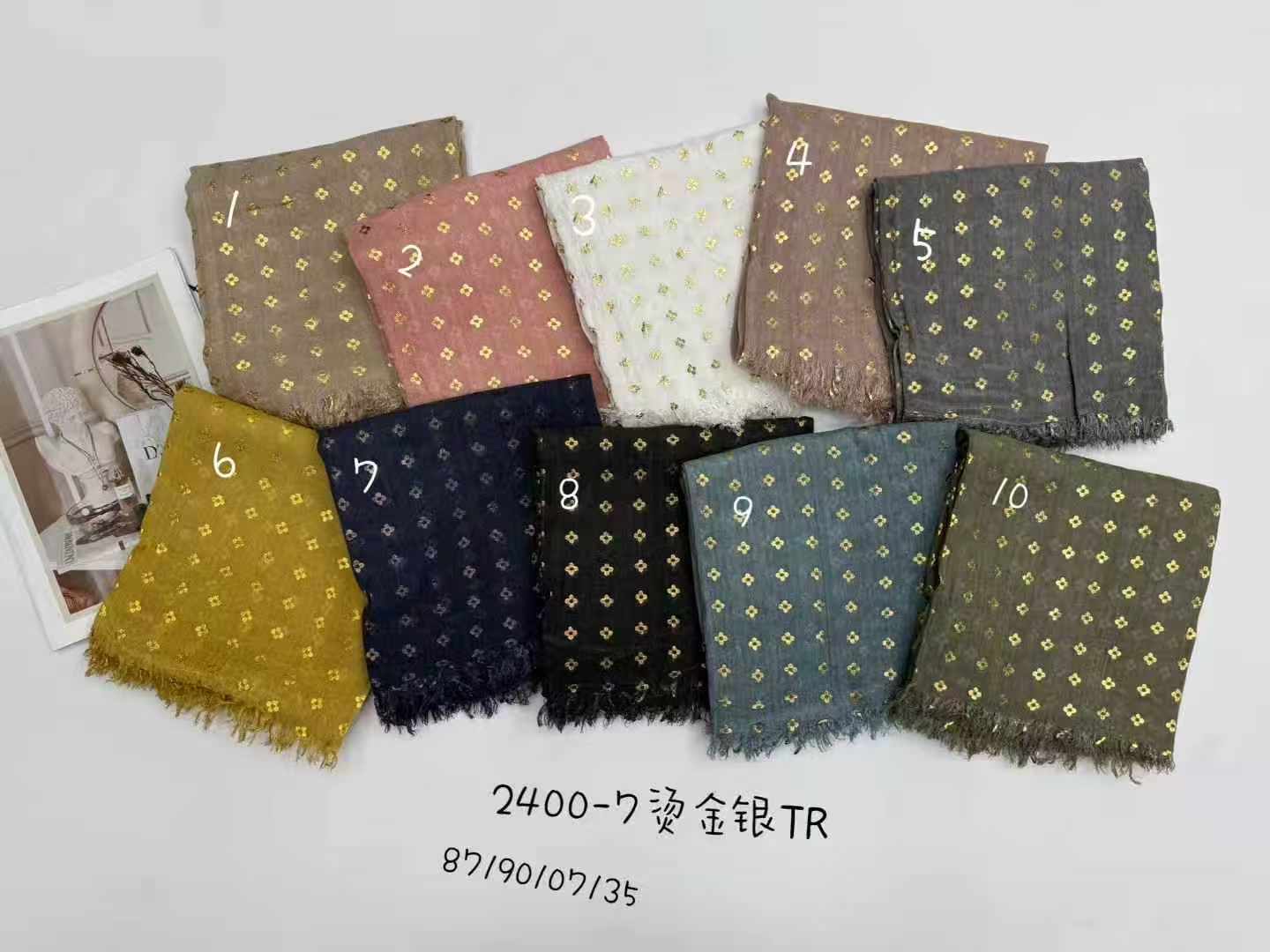 Casual scarves and shawls for vacation and casual wear are paired with the latest popular and fashionable artificial cotton material detail image 5