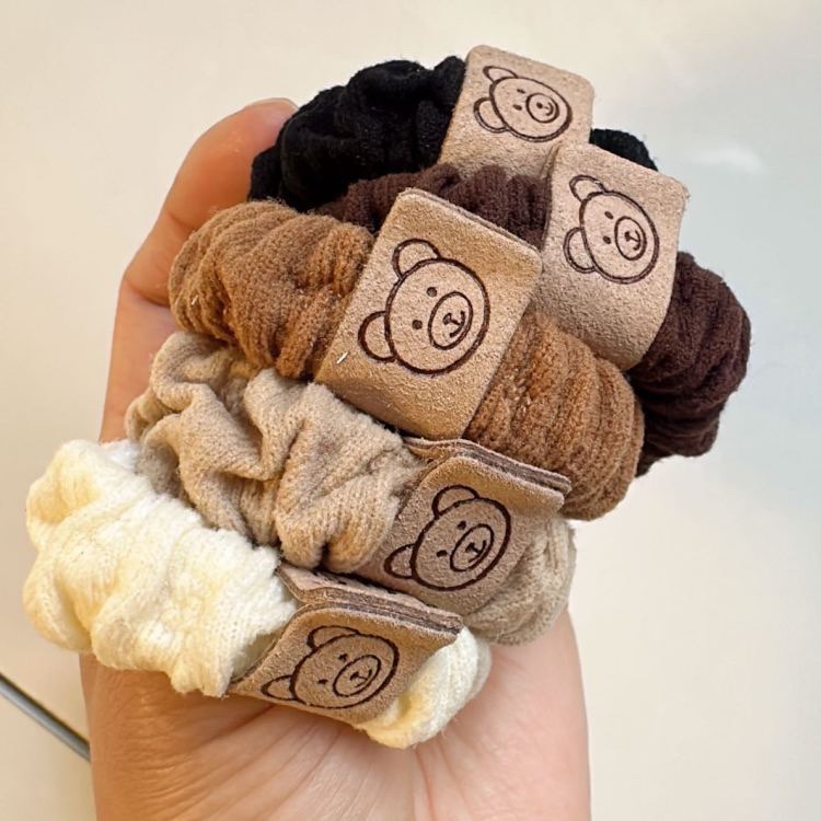 New Korean high-elasticity thickened hair ties that won't damage hair, hair bands, ponytails, towel bands, and bear logo towel bands Application Scenario