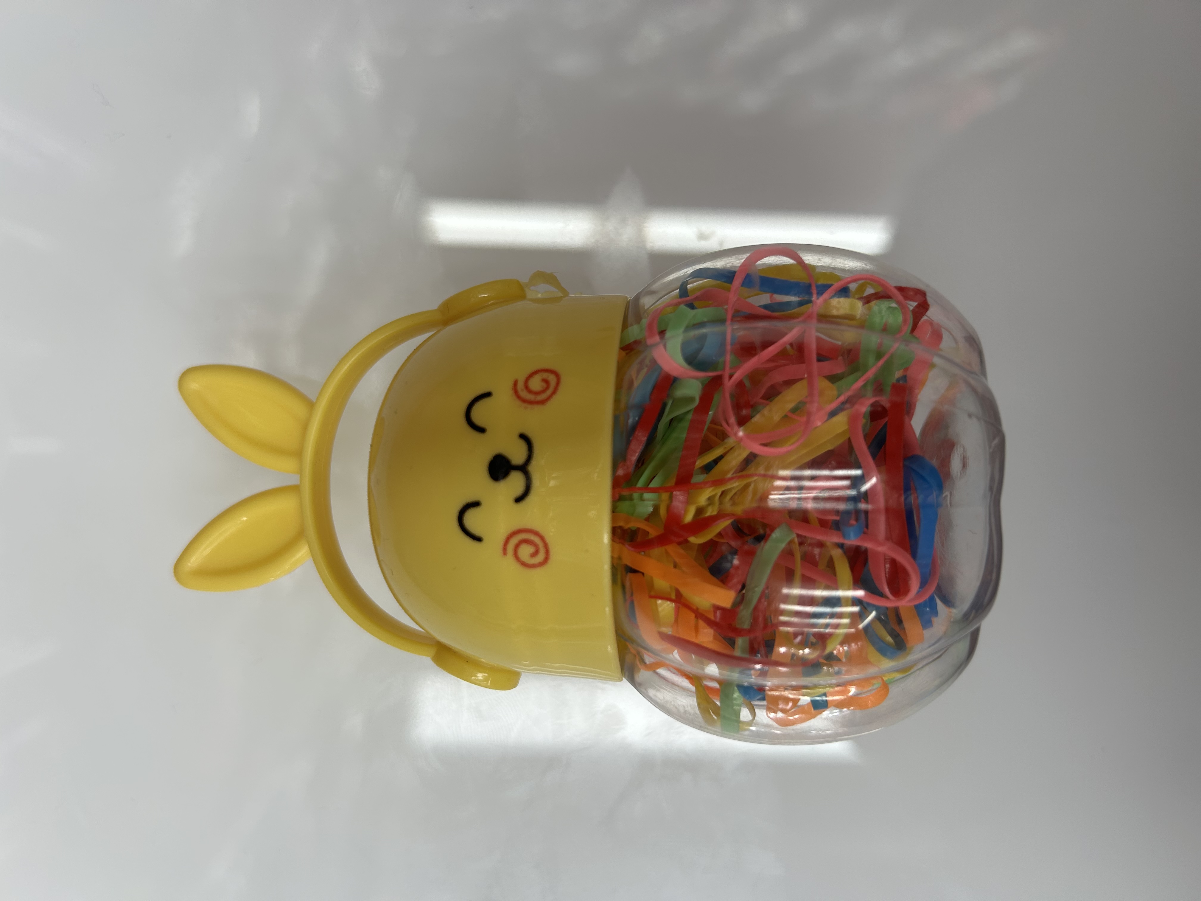 一次性皮筋、弹性好，颜色鲜艳，货物充足，发货快