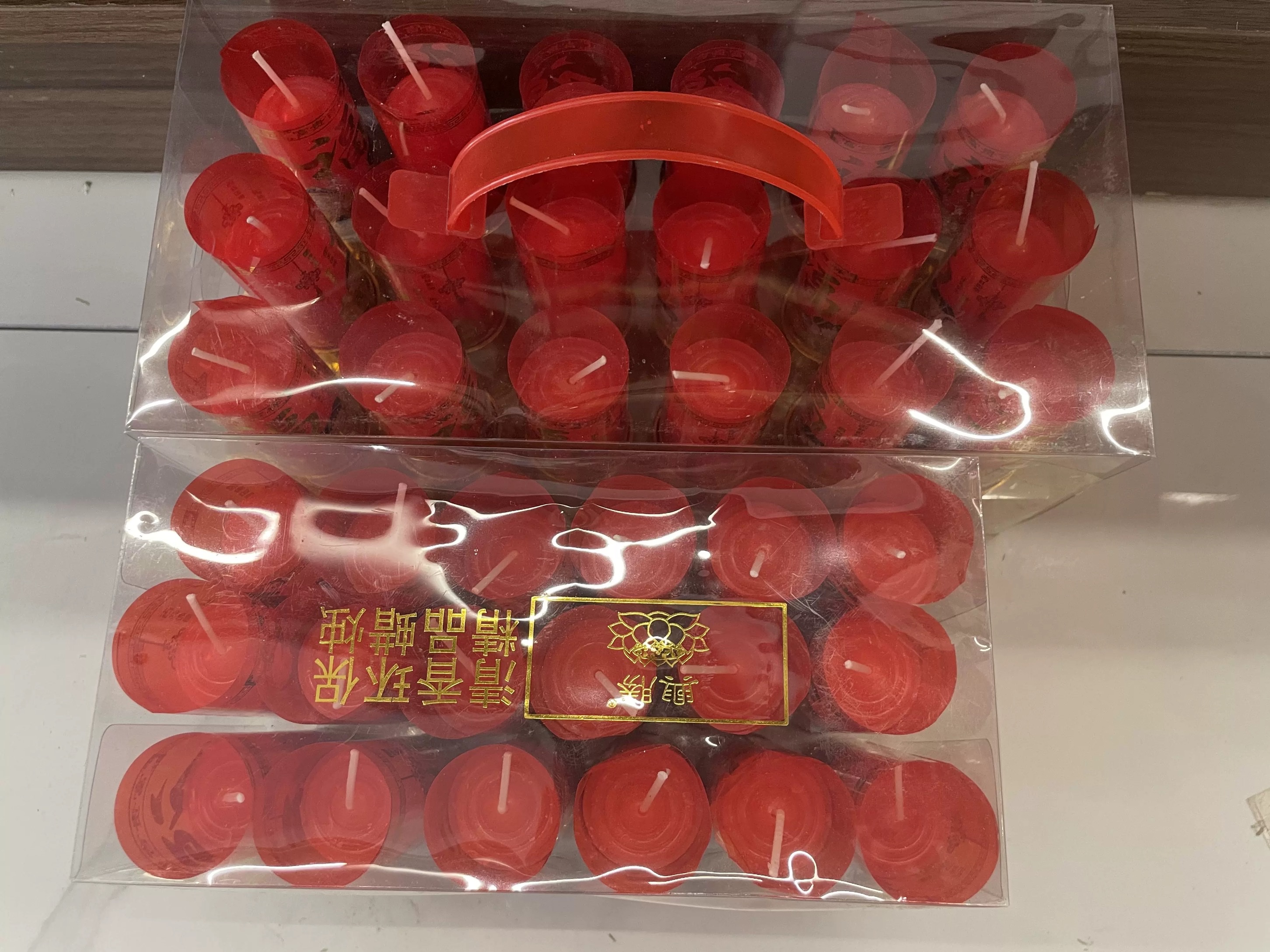 Smokeless windproof red candles, butter high-footed candles, temple worship, sacrificial ceremonies, red and white events, moving box set, 18 candles with bases, worship and offering candles to Buddha, ancestral worship red candles, household windproof red candles, small candles with bases for housewarming lighting details Picture