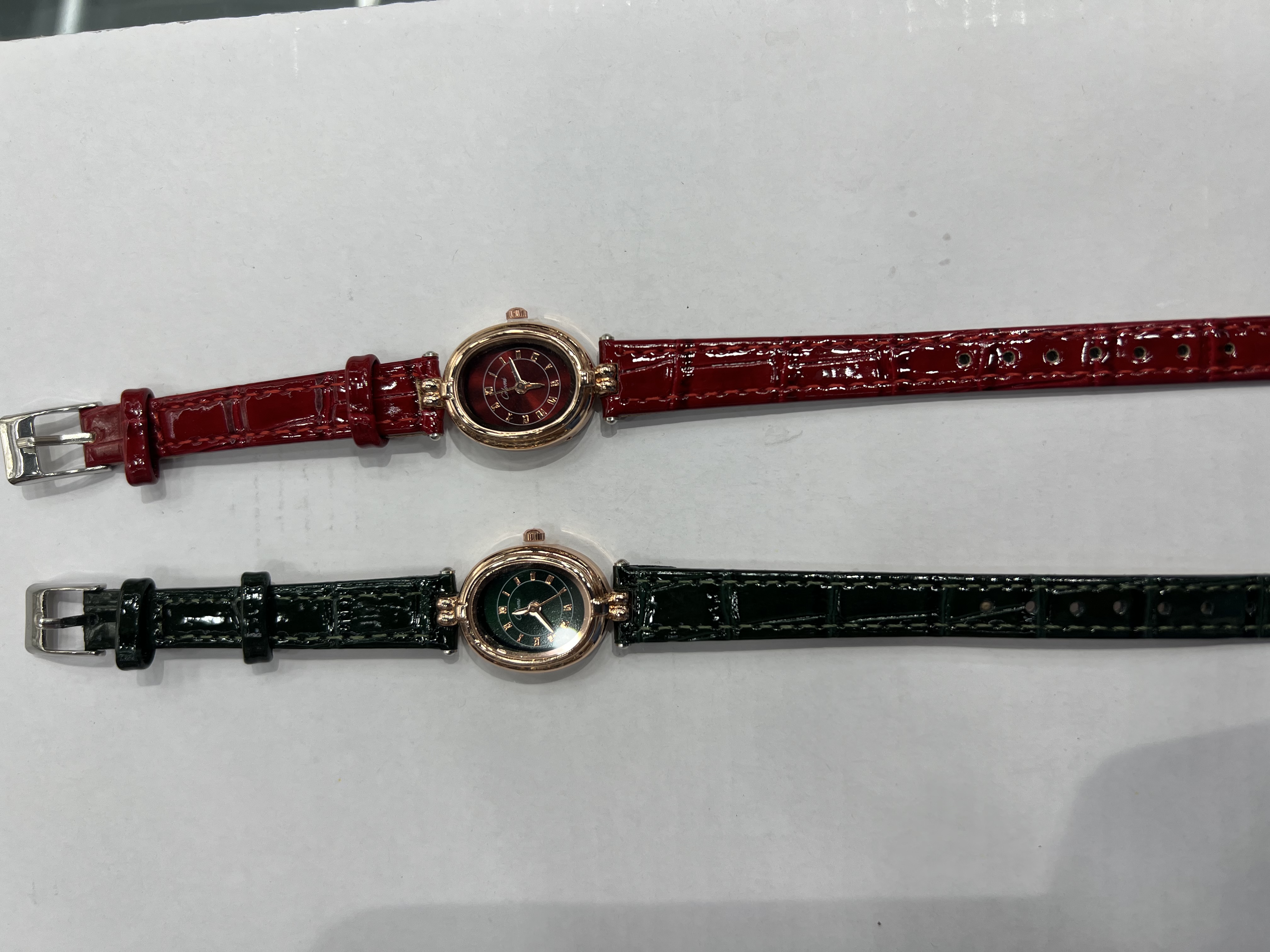 女士皮带手表简约时尚大方个性款式石英电子表详情图4