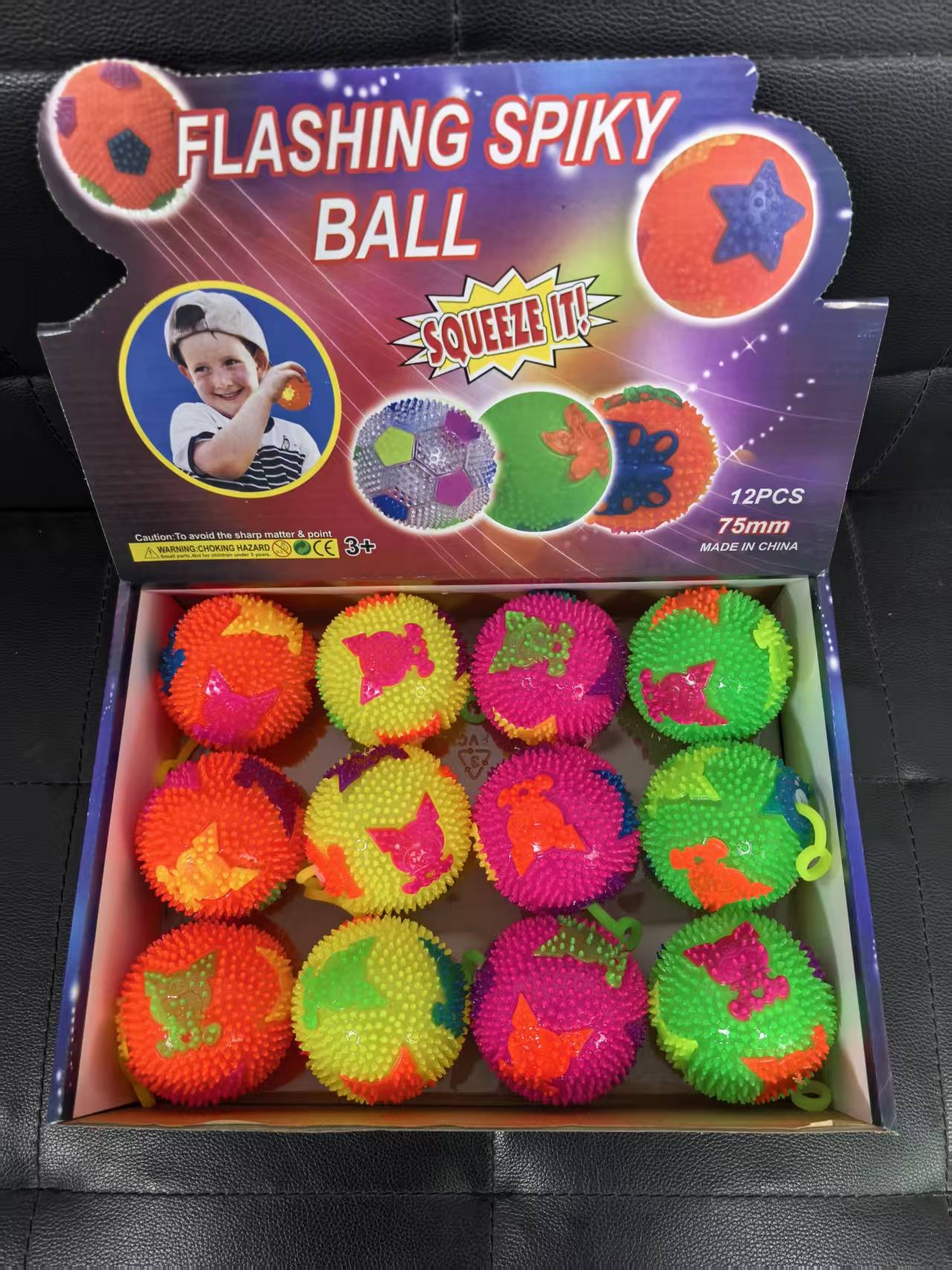 热卖闪光弹力球，按摩发光球带口哨娃娃球 地摊热卖，跨境热卖产品