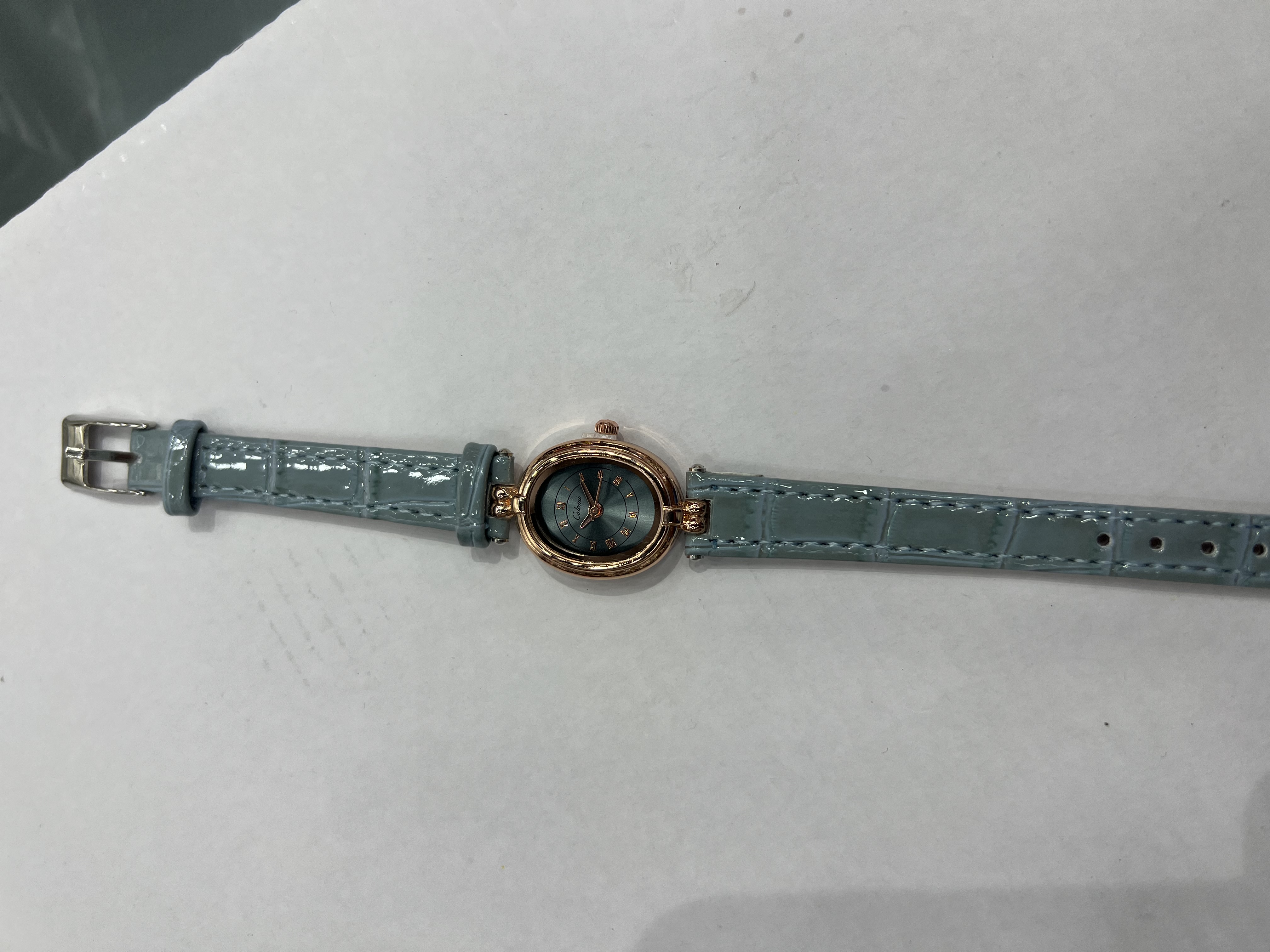 女士皮带手表简约时尚大方个性款式石英电子表详情图2