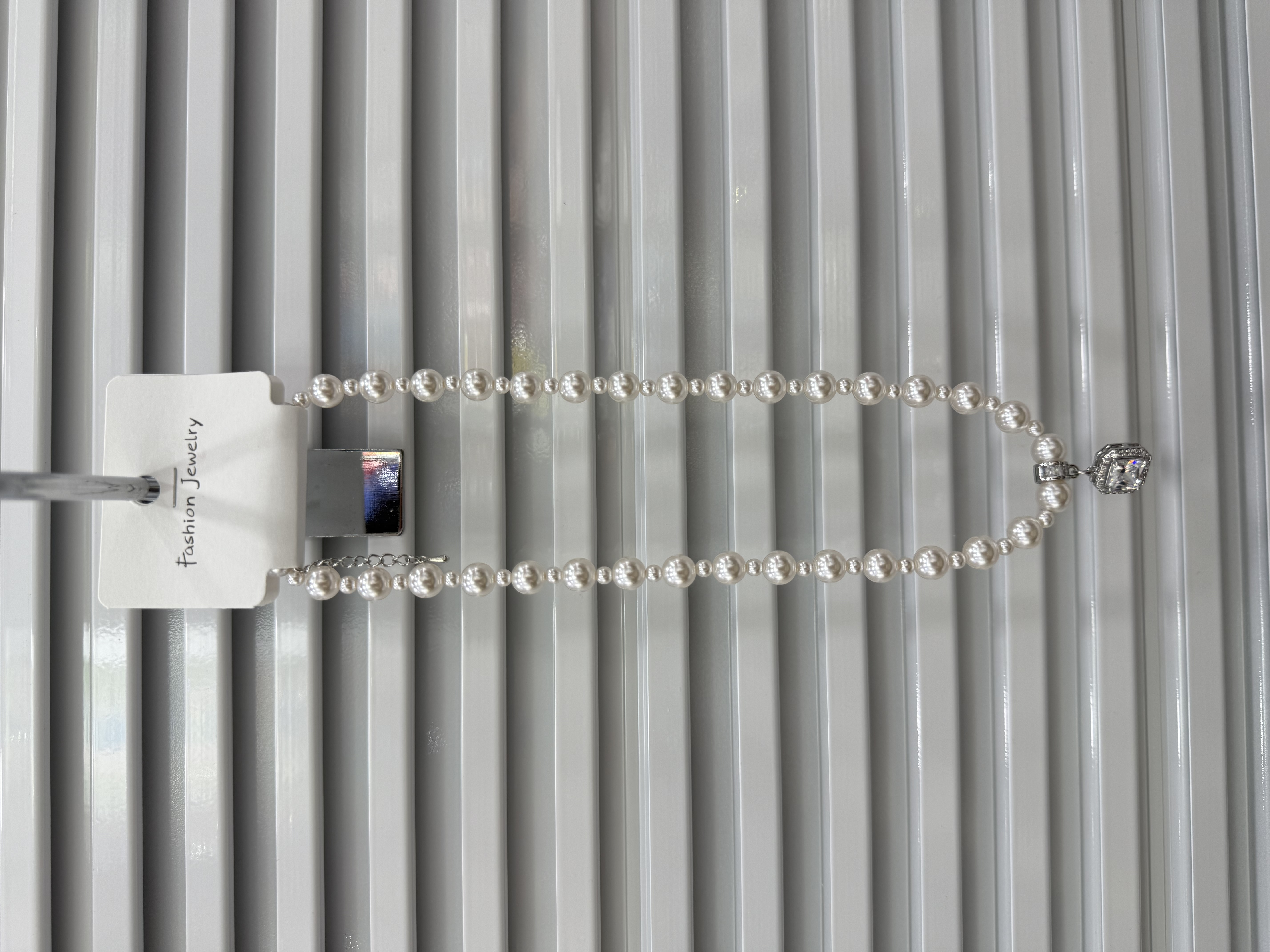 New Fang Fang Bubble Sugar Pearl necklace, silver-gray, light luxury and elegant pearl collarbone chain, high-precision and high-gloss pearl Item Picture