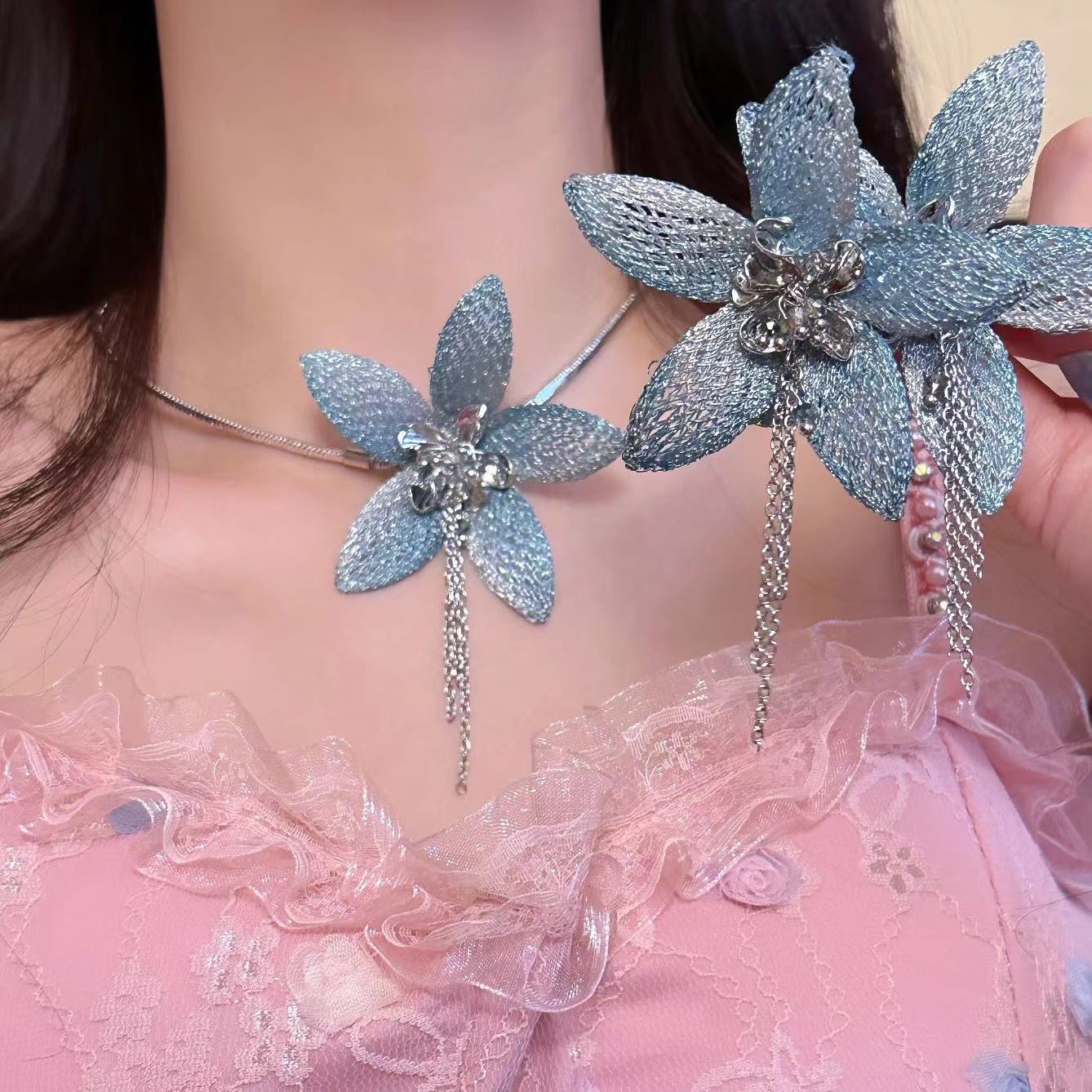 Sweet and cool pink lace woven flower necklace, original design for women, exaggerated little chanel-style neckchain, tassel earrings wholesale